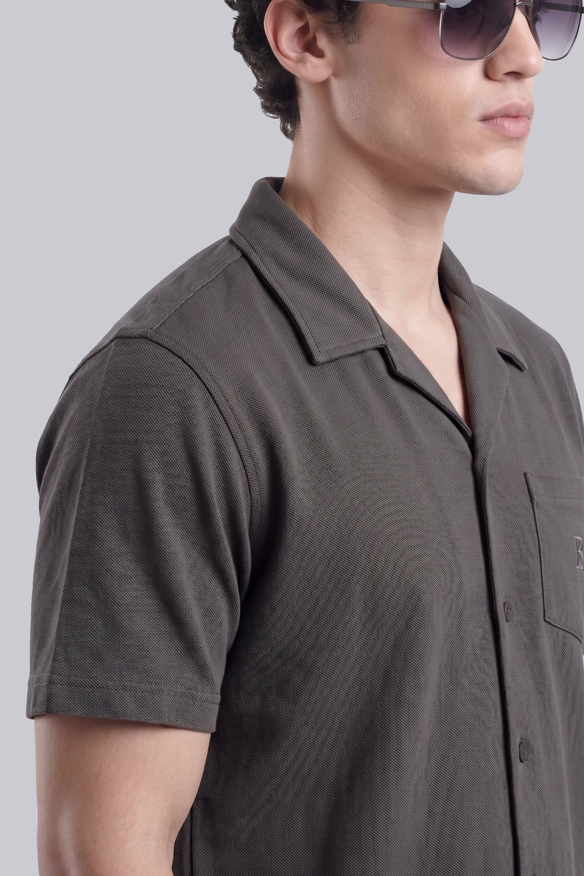 Button Down Shirt / Black